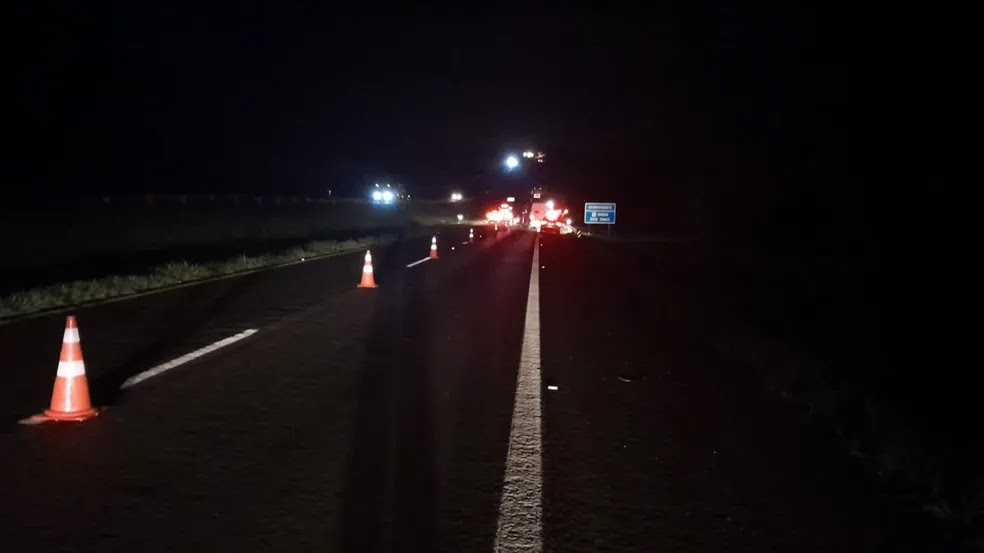 Homem morreu atropelado na Rodovia Washington Luís em Araraquara